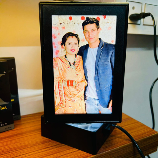 Personalized Rotating Photo Lamp – 4 Picture Custom Lamp with Name/Wish on Top